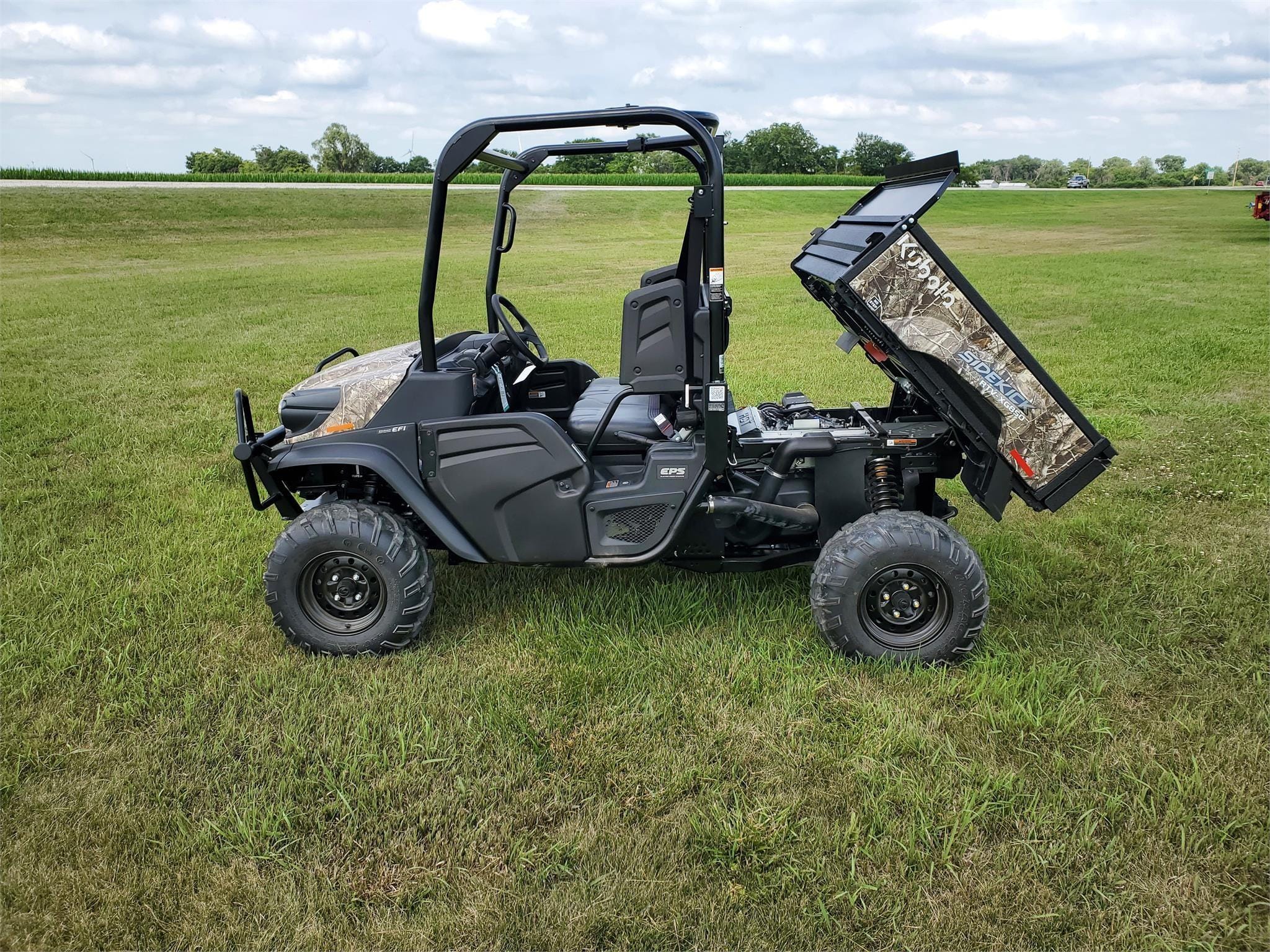 2025 Kubota RTV-XG850 Equipment Image0