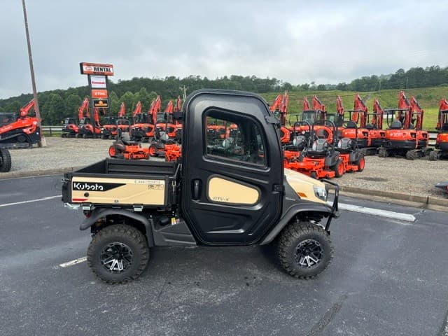 Image of Kubota RTVX2C-PDLHS-1 equipment image 1