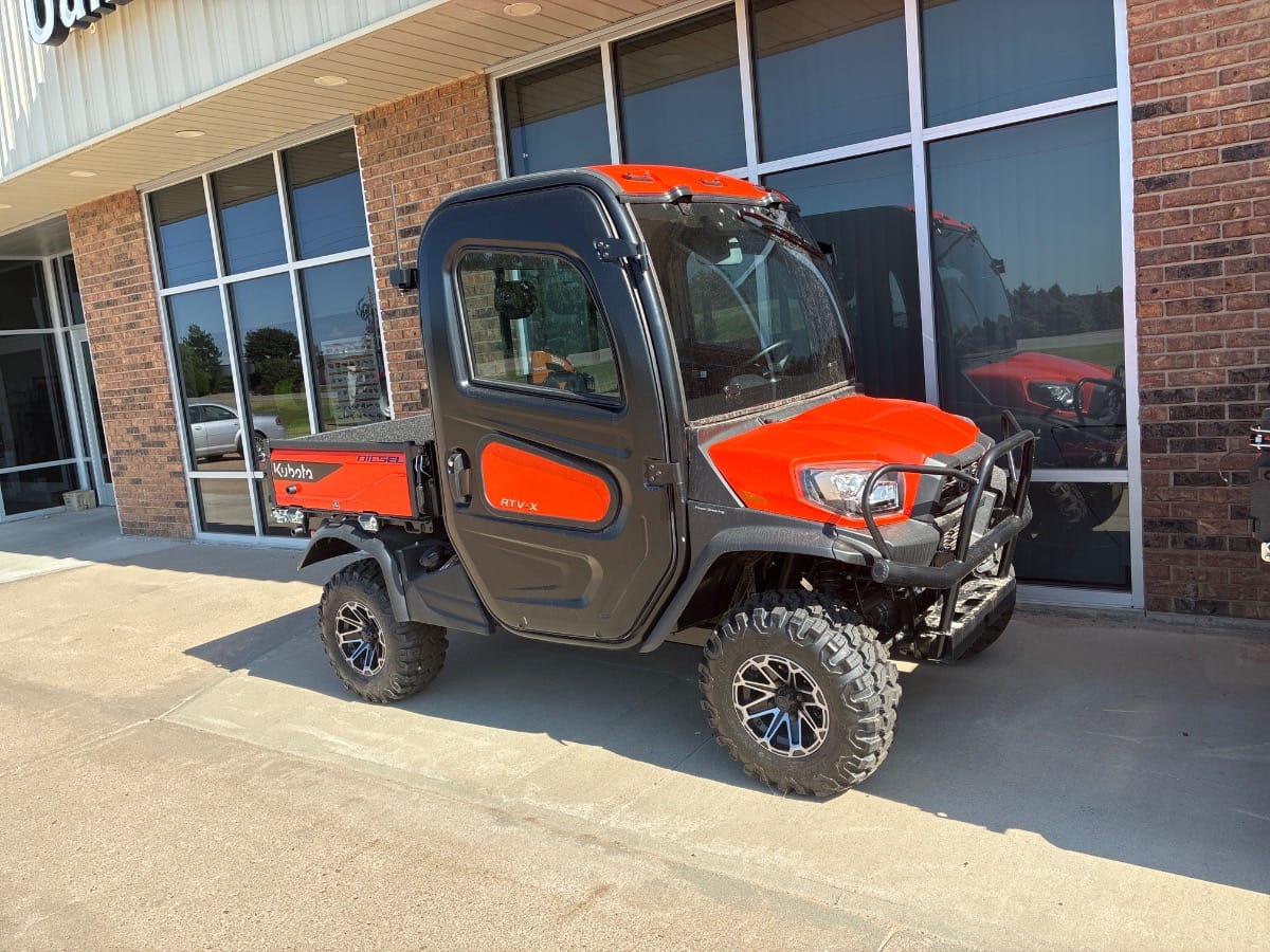 2025 Kubota RTVX2C-PKLHS-1 Equipment Image0