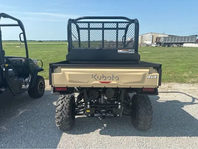 Image of Kubota RTV-XG850 equipment image 4