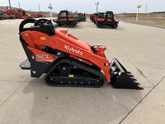 Image of Kubota SCL1000 equipment image 4