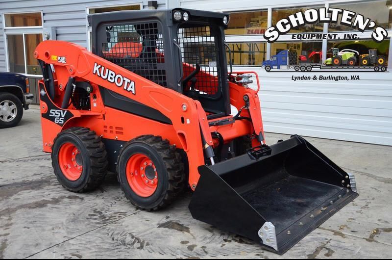 2025 Kubota SSV65 Equipment Image0