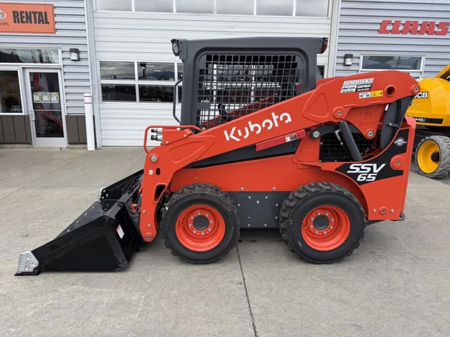 Image of Kubota SSV65 equipment image 1