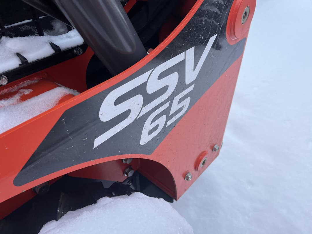 Image of Kubota SSV65PHRC Image 1