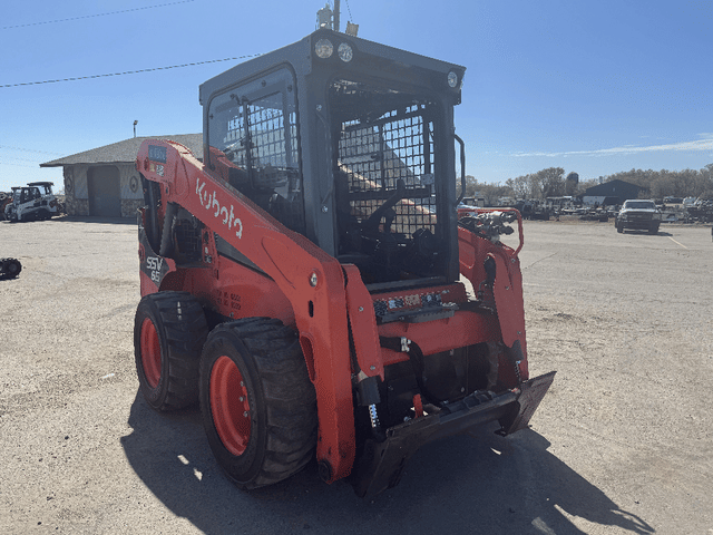 Image of Kubota SSV65 equipment image 1