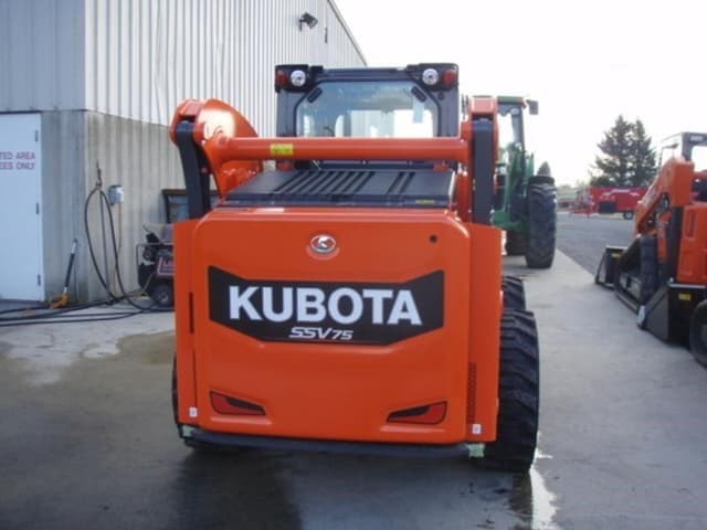 Image of Kubota SSV75PHFRC equipment image 3