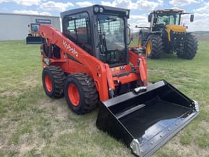 2025 Kubota SSV75 Image
