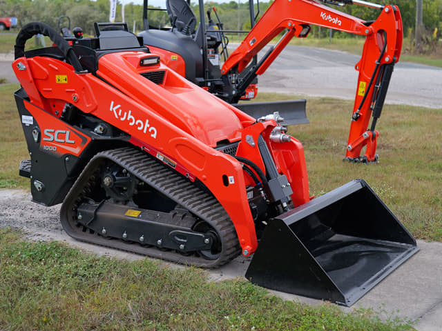 Image of Kubota SCL1000 equipment image 1