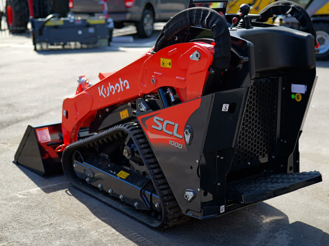 Image of Kubota SCL1000 equipment image 2