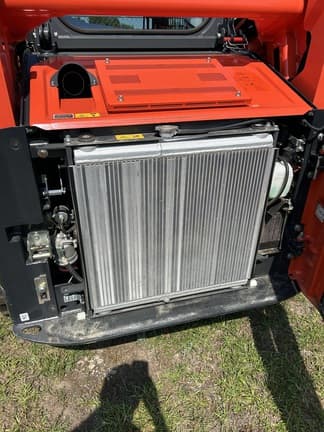 Image of Kubota SVL65-2 equipment image 4