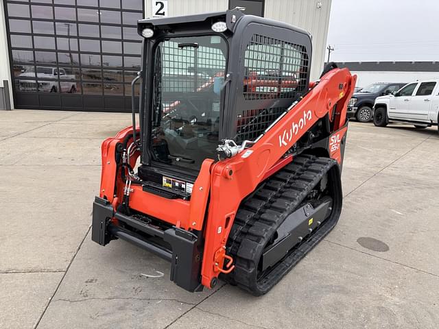 Image of Kubota SVL65-2 equipment image 1