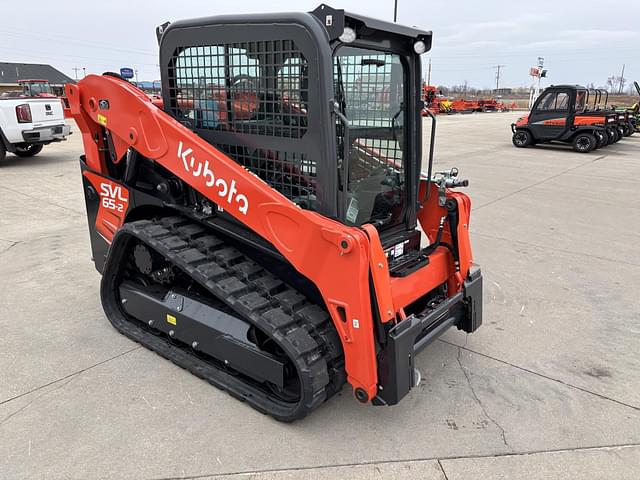 Image of Kubota SVL65-2 equipment image 3