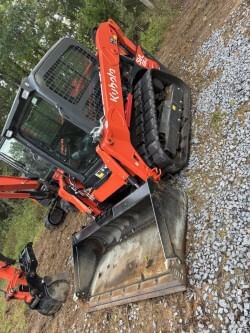 2025 Kubota SVL65-2 Equipment Image0