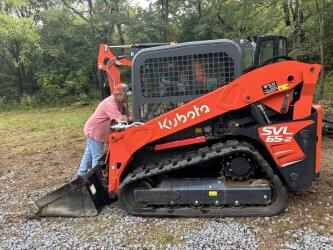 Image of Kubota SVL65-2 equipment image 1
