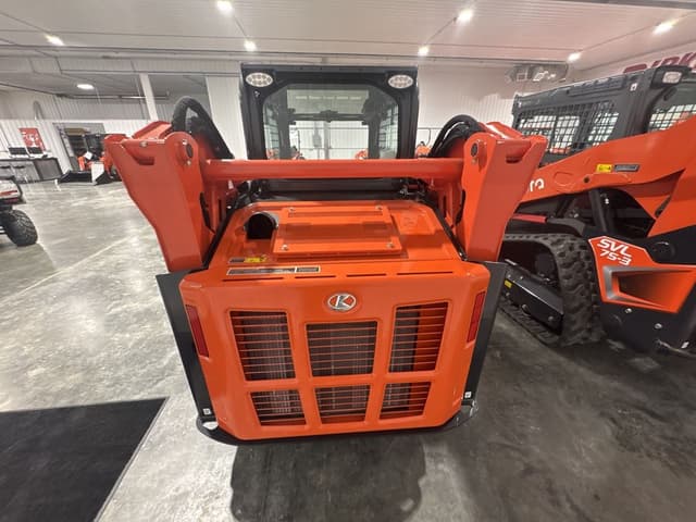 Image of Kubota SVL65-2 equipment image 3