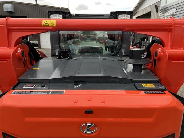 Image of Kubota SVL75-3HFWRCC equipment image 4