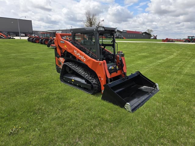 Image of Kubota SVL75-3 equipment image 3