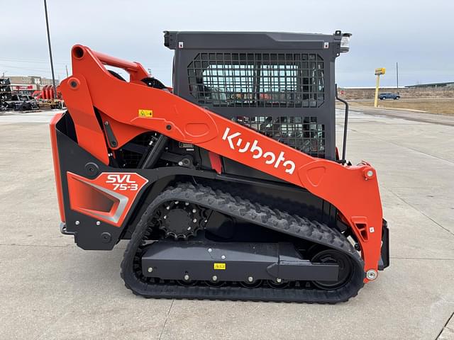 Image of Kubota SVL75-3 equipment image 4