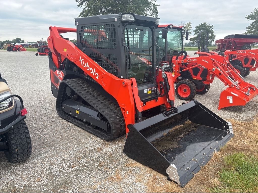 2025 Kubota SVL75-3HFWVC Equipment Image0