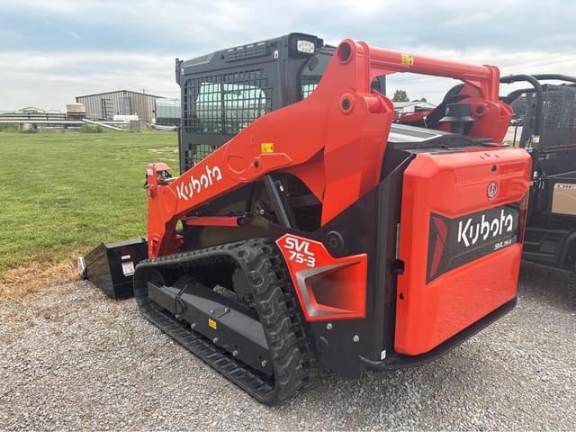 Image of Kubota SVL75-3 equipment image 3