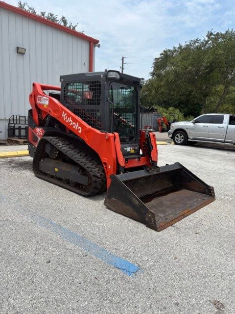 2025 Kubota SVL75-3HWC Equipment Image0