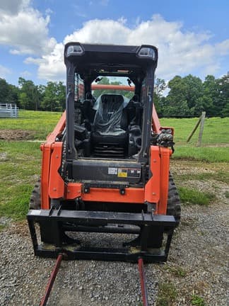 Image of Kubota SVL75 equipment image 3
