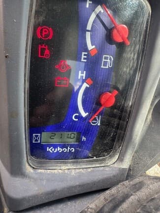 Image of Kubota SVL97-2 equipment image 4