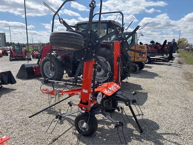 Image of Kubota TE4052T equipment image 2