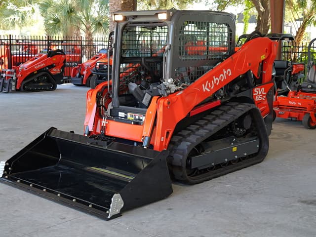 Image of Kubota SVL65-2 equipment image 1