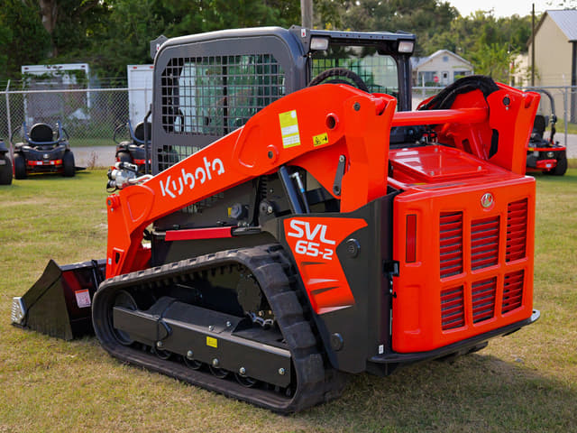 Image of Kubota SVL65-2 equipment image 3