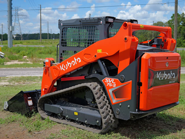 Image of Kubota SVL75-3 equipment image 2