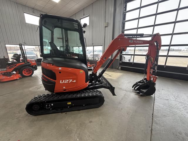 Image of Kubota U27-4 equipment image 3
