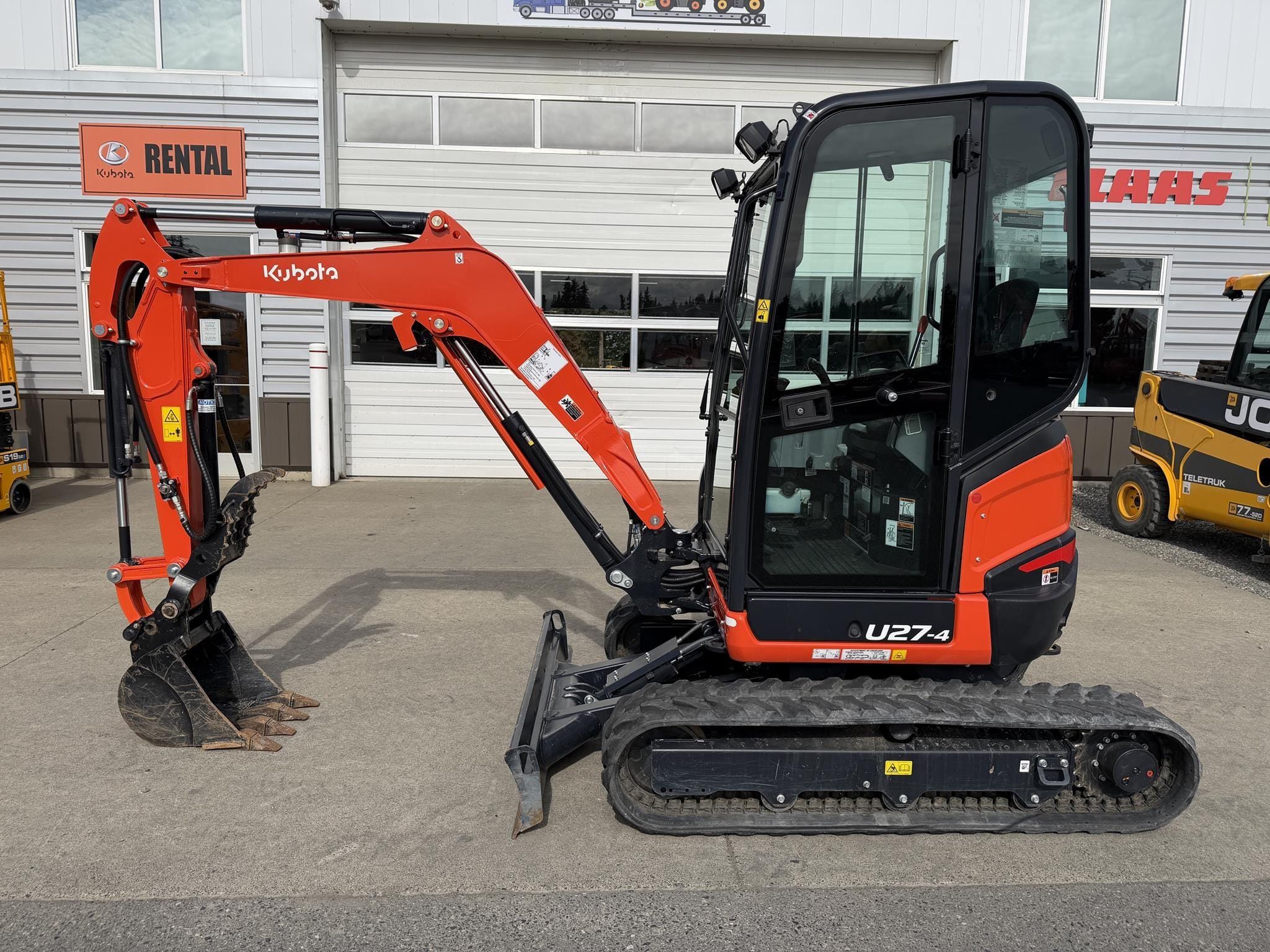 2025 Kubota U27-4 Equipment Image0