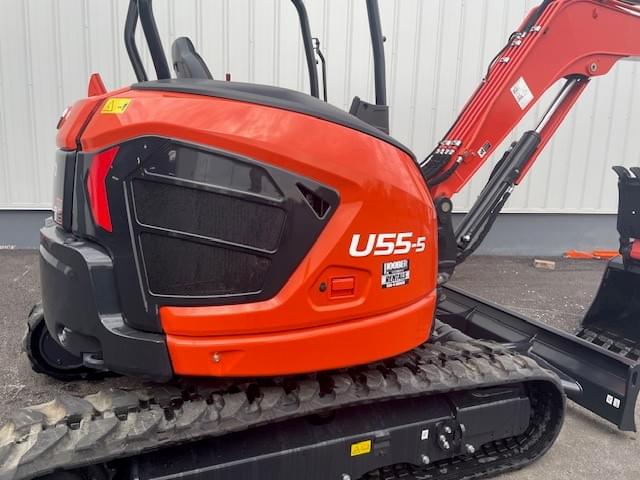 Image of Kubota U55-5R1 equipment image 3