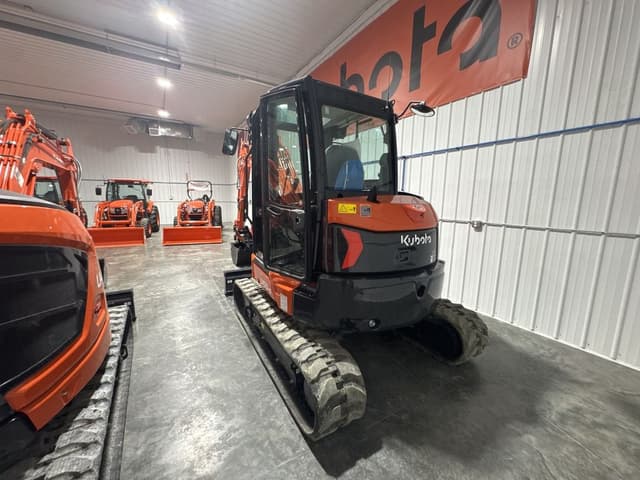 Image of Kubota U55-5R3A equipment image 2