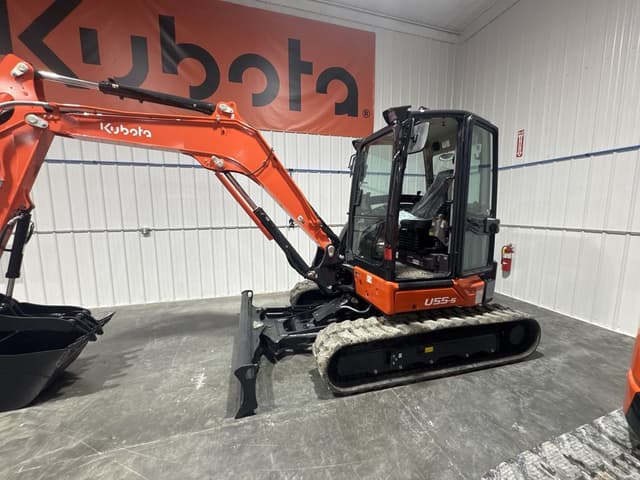 Image of Kubota U55-5R3A equipment image 1