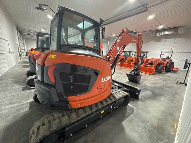 Image of Kubota U55-5R3A equipment image 4