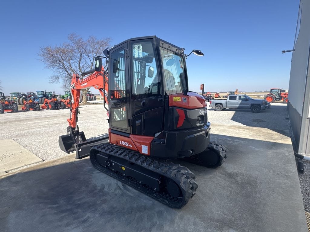2025 Kubota U55-5R3AP Equipment Image0
