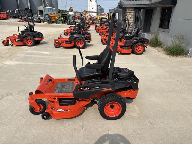 Image of Kubota Z232 equipment image 4