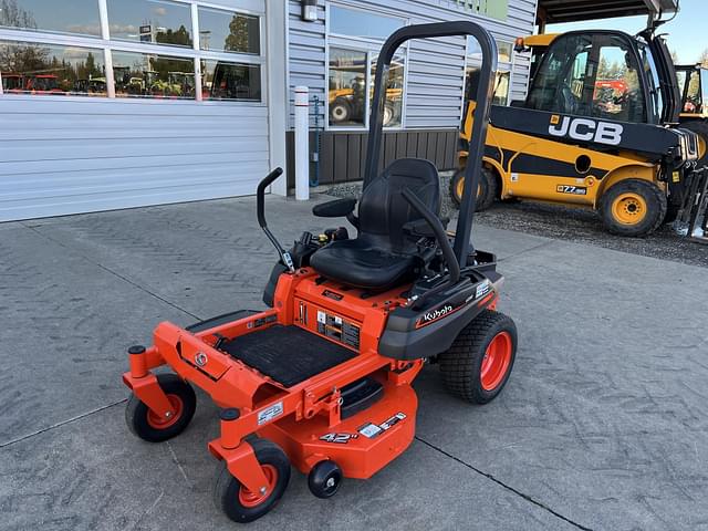 Image of Kubota Z232 equipment image 1