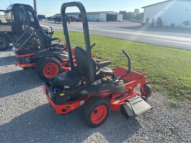 Image of Kubota Z232 equipment image 4