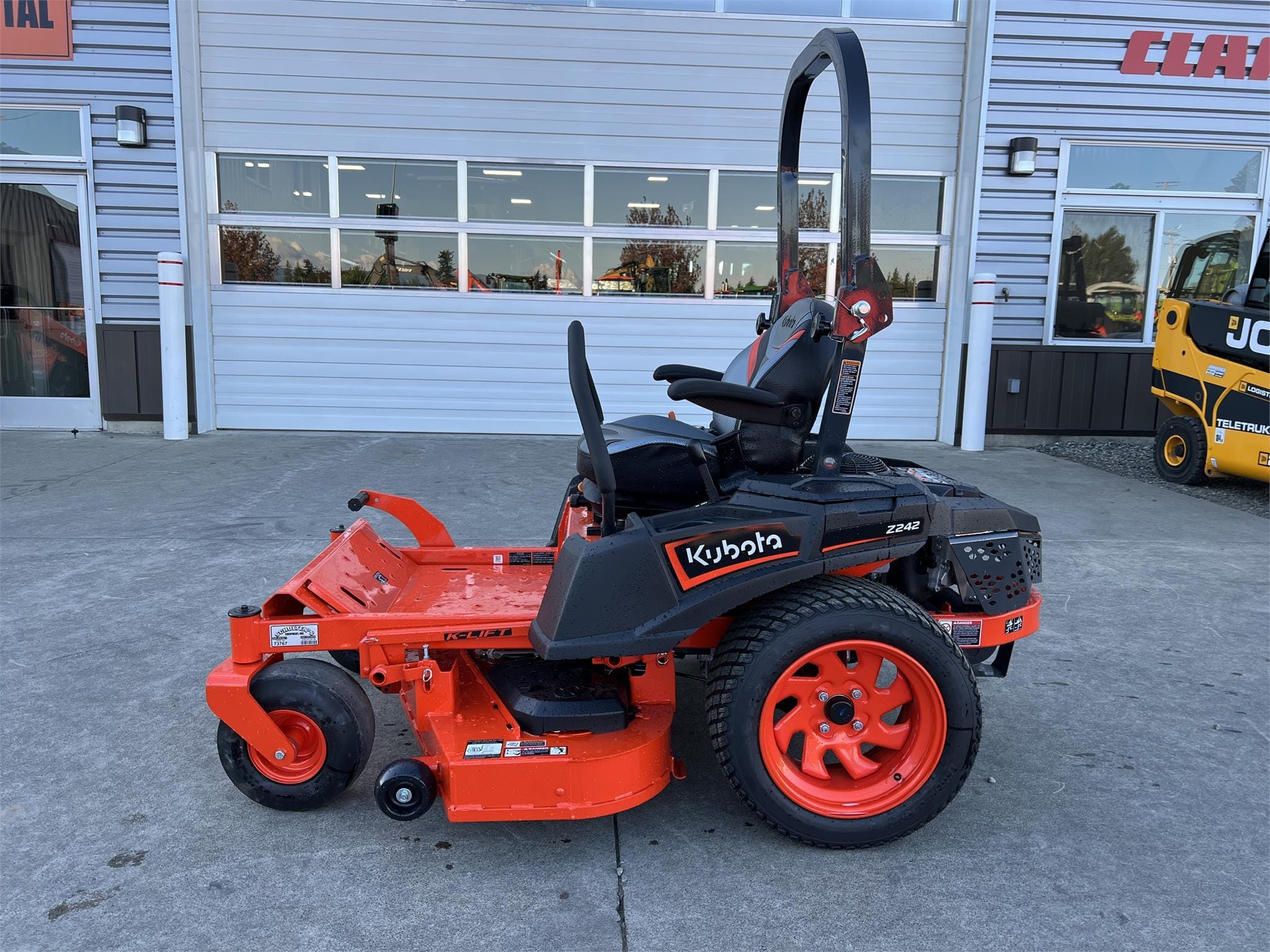 2025 Kubota Z242 Equipment Image0