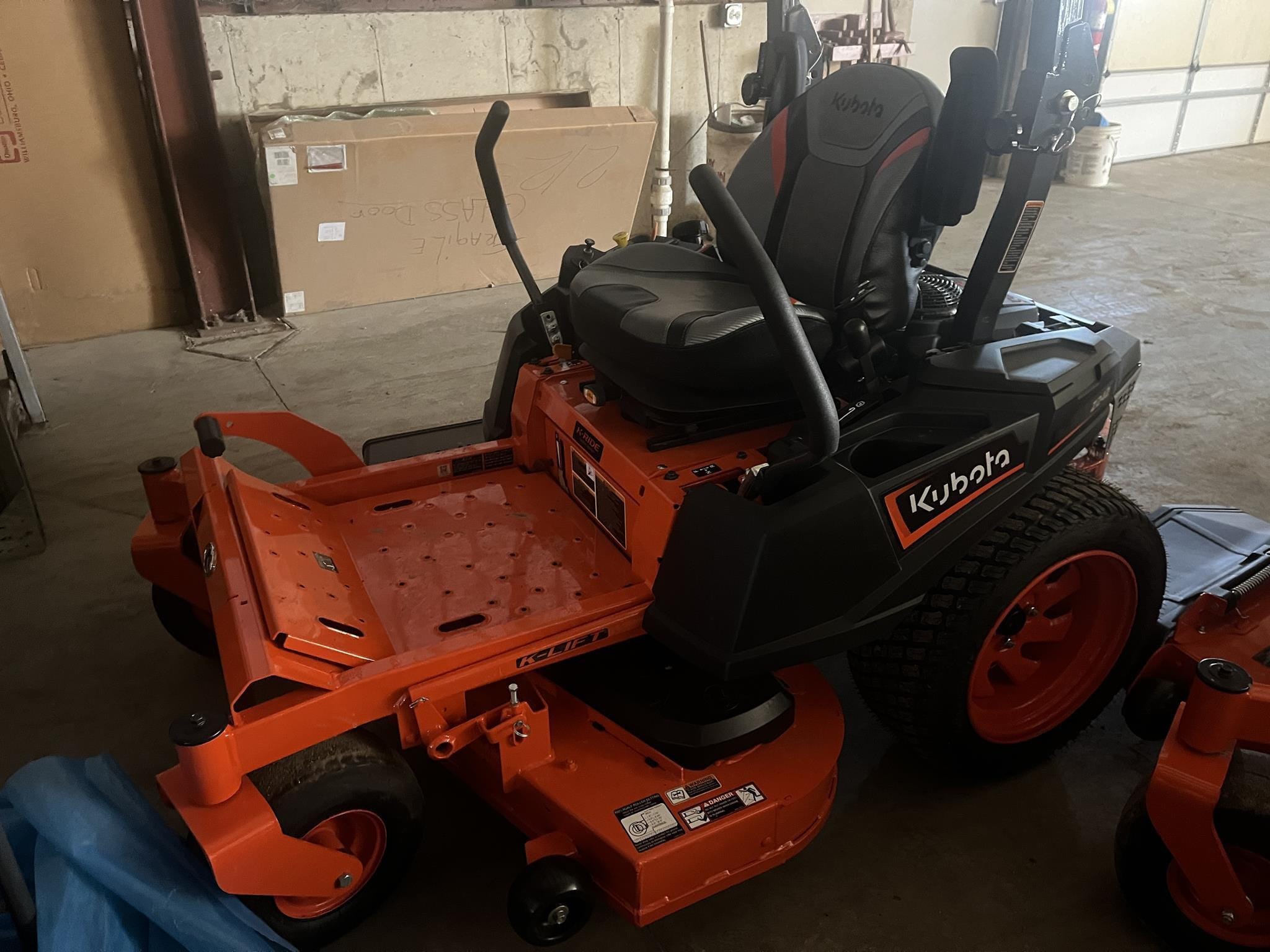 2025 Kubota Z242KW-48 Equipment Image0