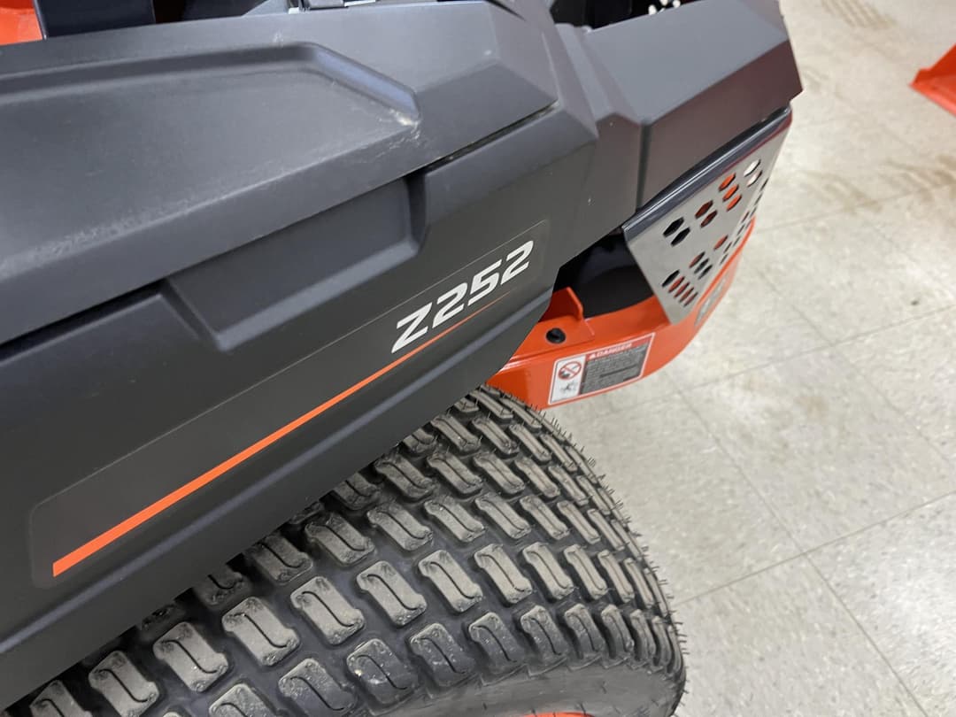 Image of Kubota Z252KW-54 Image 1