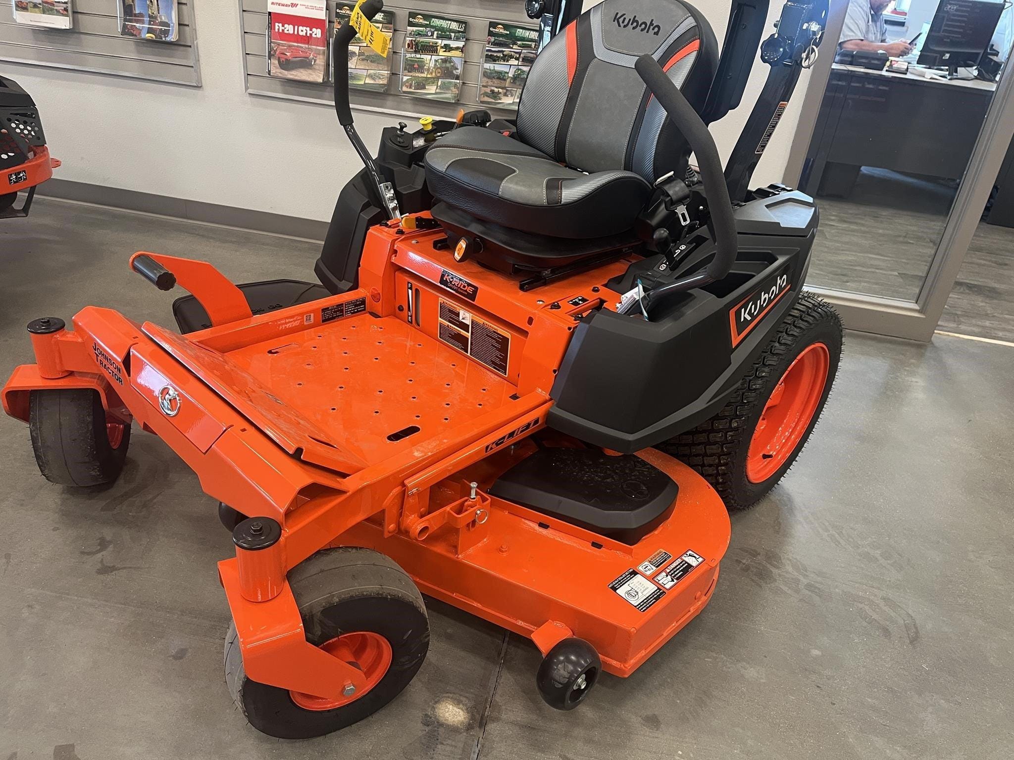 2025 Kubota Z252 Equipment Image0