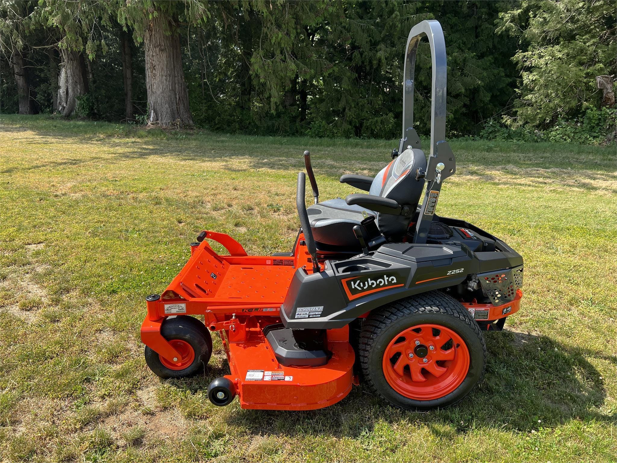 2025 Kubota Z252KW-54 Image