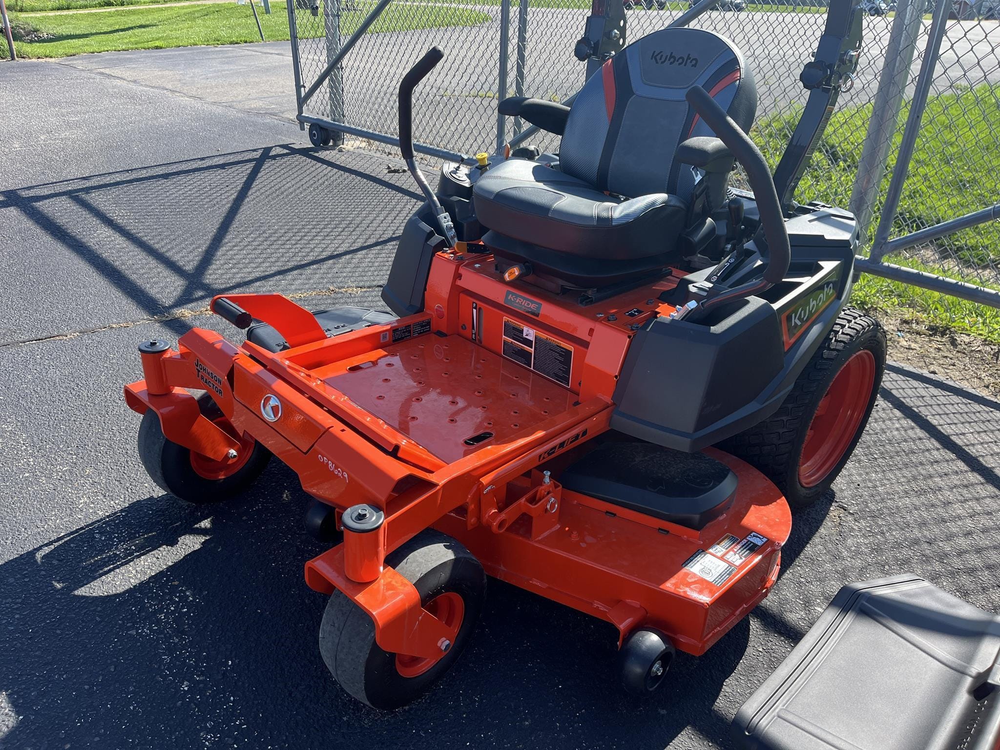 2025 Kubota Z252KW-54 Equipment Image0