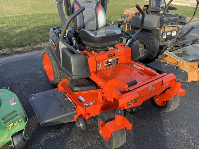 Image of Kubota Z252 equipment image 2