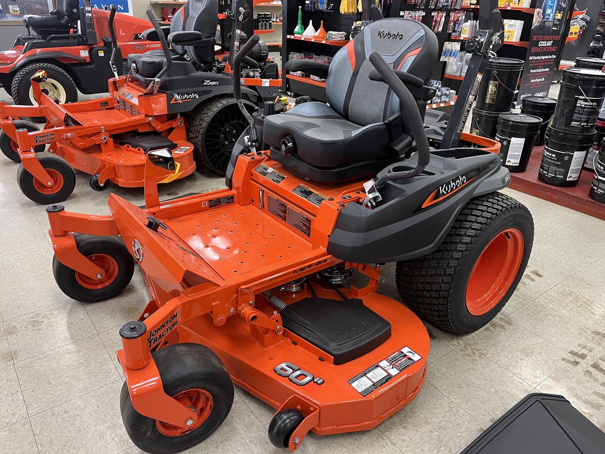 2025 Kubota Z422KWTNC-60 Equipment Image0