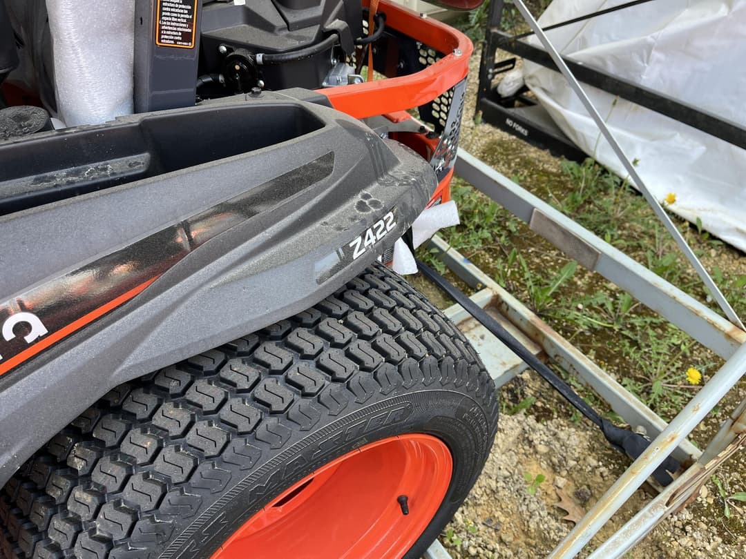 Image of Kubota Z422KWTNC-60 Image 1